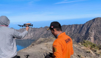 Cari Pendaki Hilang di Gunung Rinjani, Tim SAR Gunakan Drone - GenPI.co