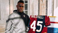 Lama Tak Terdengar, Mario Balotelli Resmi Bergabung ke Genoa - GenPI.co