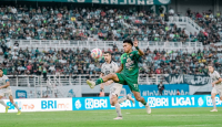 Persebaya Rebut Puncak Klasemen Liga 1, Persib dan Borneo Bertukar Posisi - GenPI.co