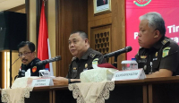 Kasus Suap CPO, Kejagung Sita Uang Tunai Dolar Ringgit hingga Mercedes - GenPI.co