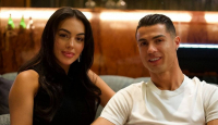 Unggah Foto Pakai Cincin, Georgina Rodriguez Dilamar Cristiano Ronaldo - GenPI.co