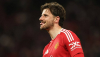 Cetak 2 Gol untuk Manchester United, Mason Mount Samai Rekor David Beckham - GenPI.co