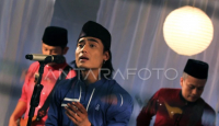 Bebaskan Lagunya Dinyanyikan Musisi Lain Tanpa Royalti, Charly Van Houten: Daripada Mumet - GenPI.co