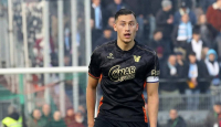 Aston Villa Ikut Incar Jay Idzes, Tak Peduli Harga Tinggi - GenPI.co
