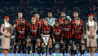 AC Milan Bantai Perth Glory 9-0, Allegri: Jaga Keseimbangan Mental - GenPI.co