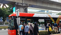 Murah Meriah! Naik Transjakarta Cuma Rp 12, Berlaku Hari Ini - GenPI.co
