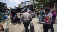 Uang Ratusan Juta dan Dokumen Disita dari Rumah Ono Surono, Penggeledahan Berlanjut - GenPI.co