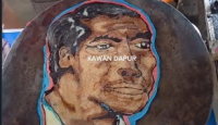 Pedagang Pancake Ditantang Gambar Wajah Jokowi, Hasilnya Bikin Ngakak - GenPI.co