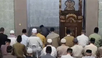 Viral Imam Masjid di Depok Meninggal saat Pimpin Salat Subuh - GenPI.co