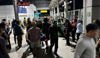 KRL Ditabrak KA Argo Bromo Anggrek di Stasiun Bekasi Timur, Penumpang Luka-Luka - GenPI.co