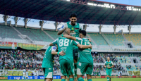 Klasemen Super League Hari Ini: Kalahkan PSBS Biak, Persebaya Surabaya Tetap di 5 Besar - GenPI.co