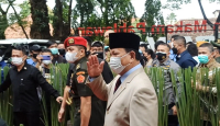 Prabowo Subianto Bertemu Presiden Prancis, Hasilnya Bikin Kaget - GenPI.co