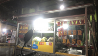 Pedagang Bakso Gading Serpong Tersenyum Meski Harga Daging Mahal - GenPI.co