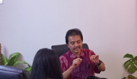 Terima Serangan Siber, Roy Suryo Tanggapi Santai - GenPI.co