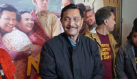 Luhut dan Bobby Nasution Nonton Ngeri-Ngeri Sedap, Sarat Politik? - GenPI.co