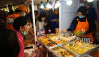 Makanan Korea Primadona, Topoci Jamin Produknya Halal - GenPI.co