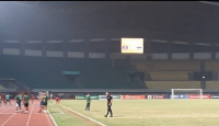 Keliling Stadion Seusai Dibantai Laos, Ini Kata Pelatih Thailand - GenPI.co