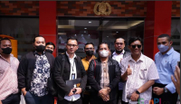 Indra Tarigan Bikin Petisi ke Jokowi Penjarakan Nikita Mirzani - GenPI.co
