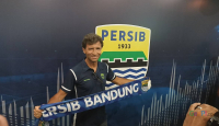 Gabung ke Persib Bandung, Luis Milla Ungkap Alasannya - GenPI.co