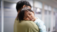 Ini Peran Penting Seorang Ayah dalam Pengasuhan Anak - GenPI.co