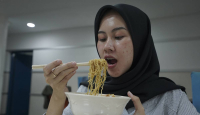 Tips Aman Makan Mi Instan untuk Ibu Menyusui - GenPI.co
