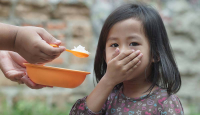 Tips Mengatur Pola Makan Anak untuk Mendukung Tumbuh Kembangnya - GenPI.co