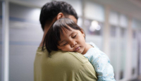 Tips Mencegah Anak Mengalami Fenomena Fatherless atau Merasa Diabaikan - GenPI.co