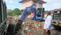Sampah Denpasar Bali Menggunung Resahkan Warga, Langkah Pemkot? - GenPI.co Bali