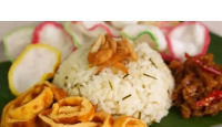 Resep Ramadan: Nasi Gurih Daun Jeruk Bikin Kemaruk - GenPI.co Bali
