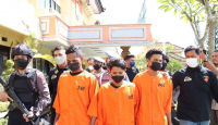 Pesta Ultah Mabuk Tuak Alasan 4 Pelaku Bunuh Pria di Denpasar - GenPI.co Bali
