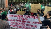 Tolak Harga BBM Naik, HMI Denpasar Bali Demo Turun ke Jalan - GenPI.co Bali