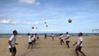 Pelatih Bali Bikin Indonesia Ramaikan AFF Beach Soccer - GenPI.co Bali