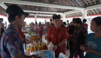 Pemkab Karangasem Gelar Pasar Murah, Catat Jumlah Transaksi Fantastis - GenPI.co Bali
