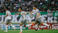 Teco Tak Pikirkan Bali United Kalah Telak Lawan Persebaya, Fokus Playoff ACL - GenPI.co Bali