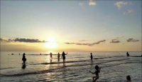 Pantai Lovina Jadi Favorit Turis Saat Libur Iduladha, Ingin Lihat Lumba-Lumba - GenPI.co Bali