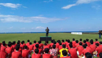 947 Orang Ikut Seleksi Timnas Indonesia U-17, Erick Thohir Beri Semangat - GenPI.co Bali