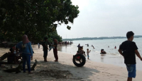 Jalur Wisata Pantai Anyer Diterapkan Sistem Buka Tutup - GenPI.co Banten