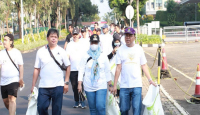 Joging Sambil Pungut Sampah, Komunitas Banksasuci Diapresiasi DLH - GenPI.co Banten