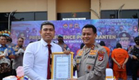 Ungkap Jaringan Narkoba Internasional, Kapolda Beri Penghargaan - GenPI.co Banten