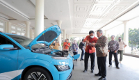 Mobil Listrik Akan Jadi Kendaraan Dinas, Benyamin: Saya Setuju - GenPI.co Banten