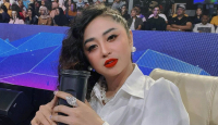 Dear Netizen, Dewi Perssik Beri Pernyataan Tegas Nih untuk Kamu - GenPI.co Banten