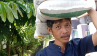 Pemkab Lebak Salurkan Bantuan Beras 10 Kg ke Warga Miskin - GenPI.co Banten