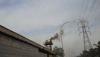 2 Pabrik Peleburan Besi di Tangerang Jalani Uji Baku Mutu Emisi - GenPI.co Banten