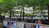 Taman Alun-alun Bandung ditutup, Pengunjung Asal Malaysia Kecewa - GenPI.co Jabar