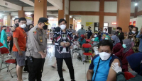 Mantap! Vaksin Booster Covid-19 di Solo Sasar Pedagang Pasar - GenPI.co Jateng