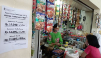 Ada Operasi Pasar Minyak Goreng, Pedagang Banyumas Bungah - GenPI.co Jateng