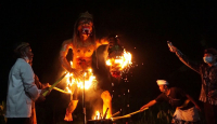 Umat Hindu Banyudono Gelar Ritual Bakar Ogoh-ogoh, Maknanya Dalam - GenPI.co Jateng