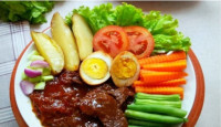 Ini Rekomendasi Kuliner Sehat di Kota Solo, Dijamin Badan Sip! - GenPI.co Jateng