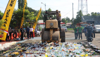 Edyan! 5.459 Botol Miras di Jepara Dimusnahkan - GenPI.co Jateng