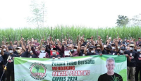 Ratusan Petani Tebu Jateng Dukung Ganjar Jadi Capres 2024 - GenPI.co Jateng